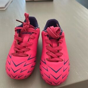 Girls soccer cleats